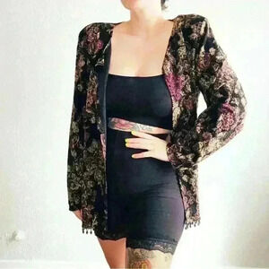 Vintage floral whimsy‎ jacket